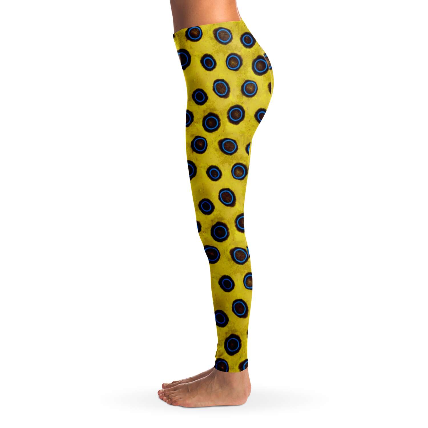 Side view on model of blue-ringed octopus leggings for scuba diving, yoga and running