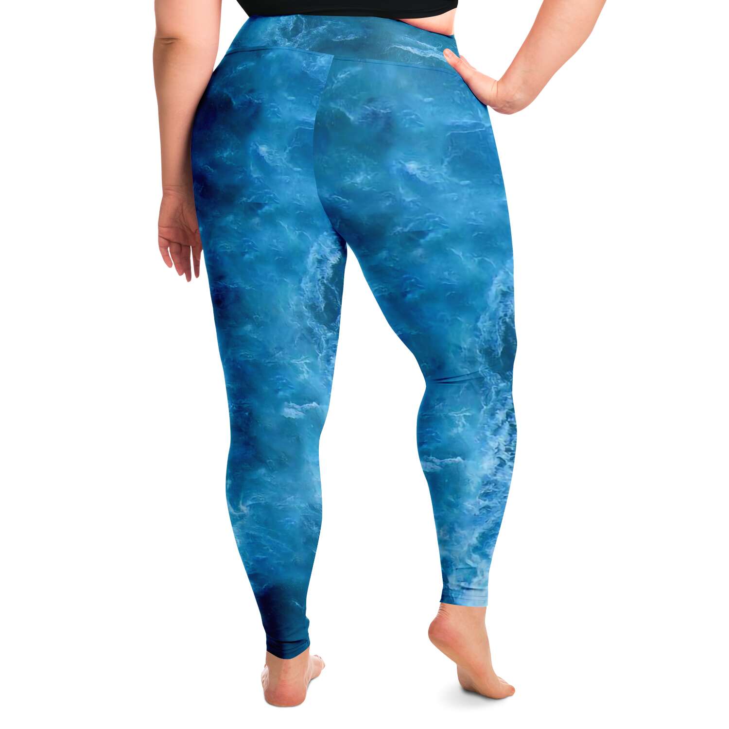 Ocean design plus size scuba diving leggings back view with model